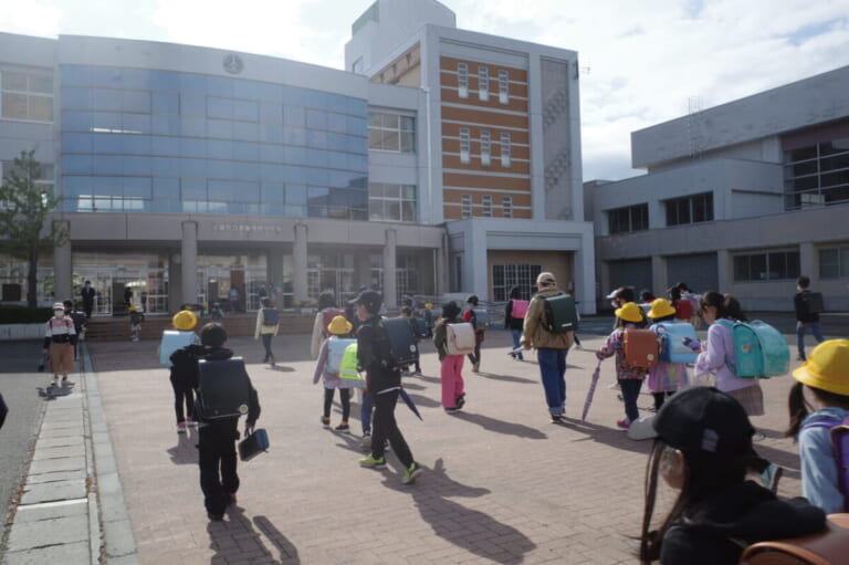 緊急時の安全確保についてのお願い 天童市立天童中部小学校